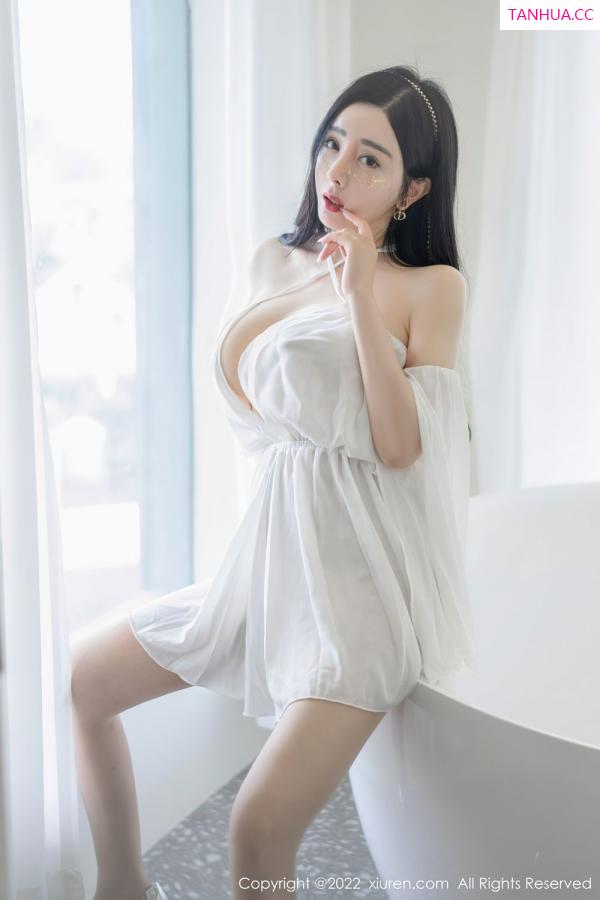 允薾  [XiuRen]高清写真图 2022.06.24 No.5188 允薾第8张图片